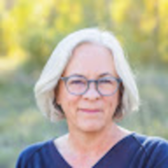 Meet your Posher, Christine - Picture 1 of 1